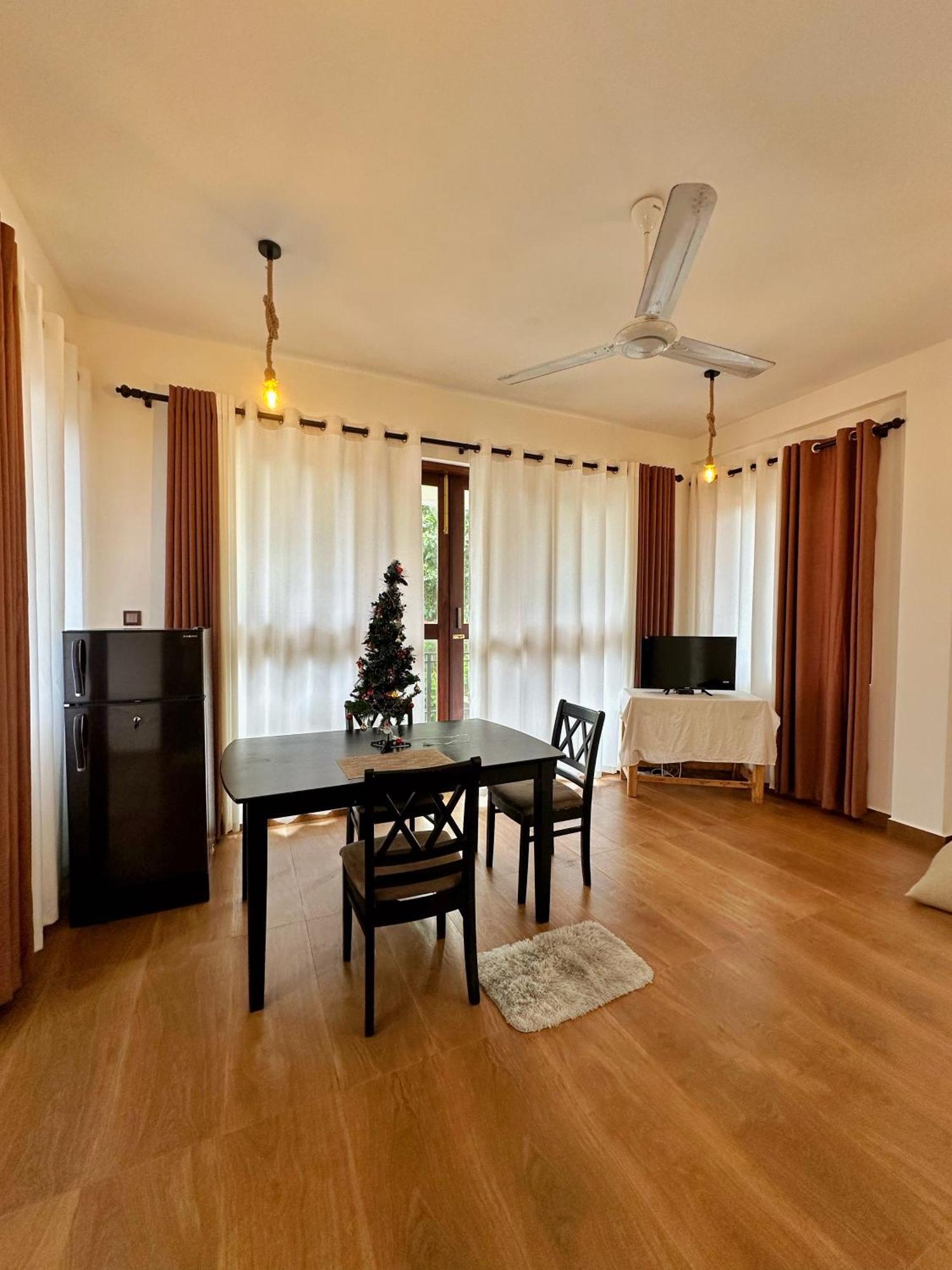 Finch Tangalle Exterior foto