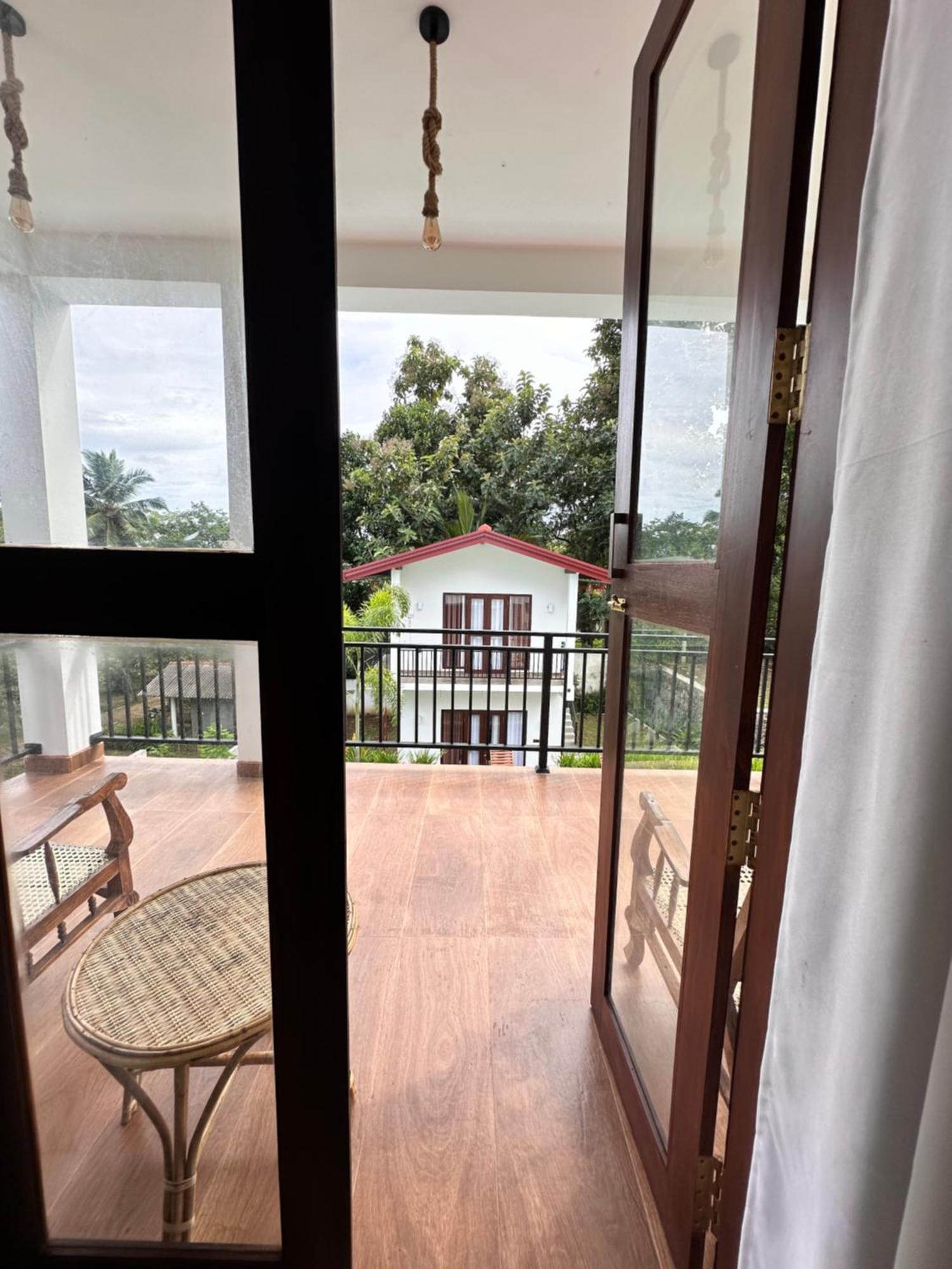 Finch Tangalle Exterior foto